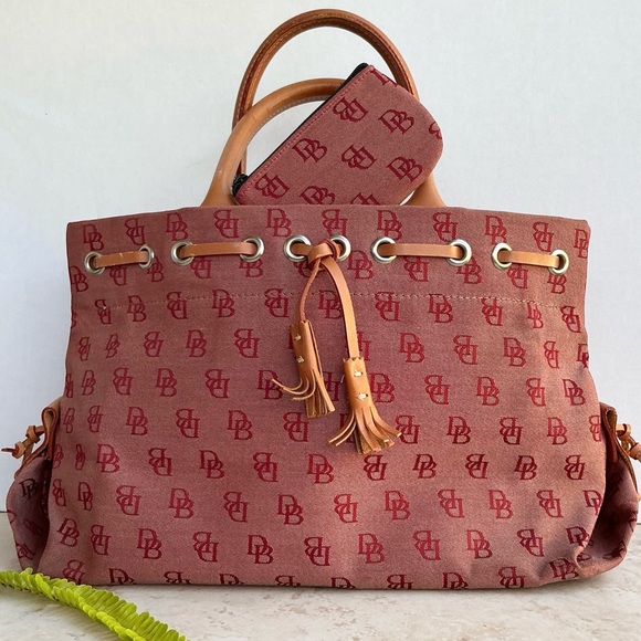 Dooney & Bourke Handbags - Dooney & Bourke Vintage Logo Tote Bag & Pouch